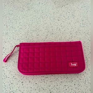 Lug wallet